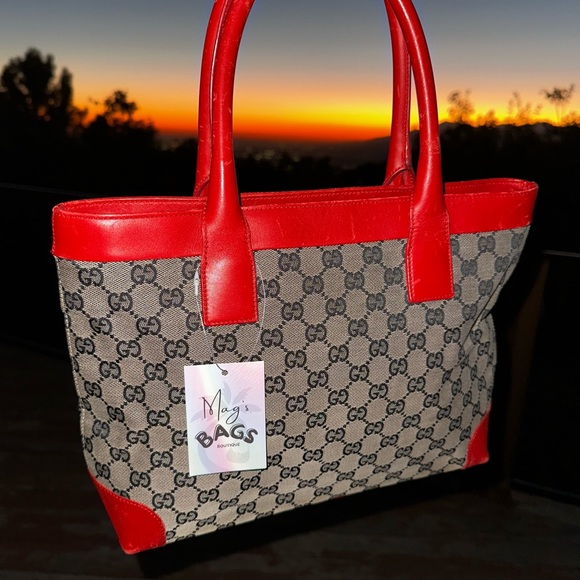 Gucci: Jacquard Monogram GG Red Leather Trimmed Tote Bag - Picture 6 of 17
